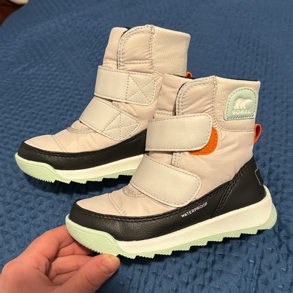 SOREL Waterproof Insulated Boot - Picture 2 of 3